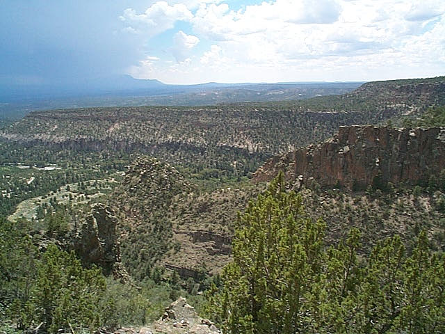 the jemez mountains and the sierra de los valles Rabbit Mountain 640x480